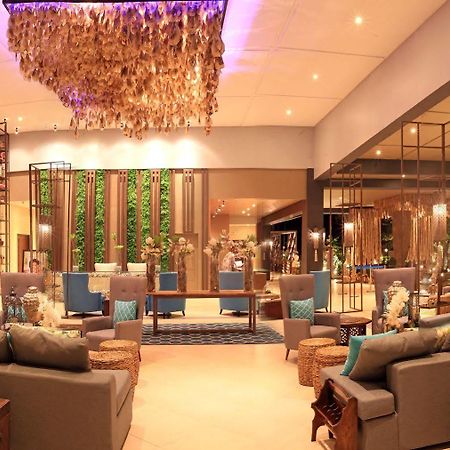 The Oriental Leyte Otel Palo Dış mekan fotoğraf